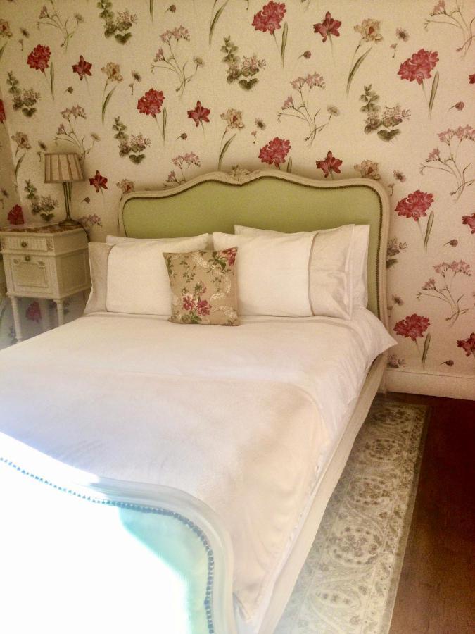 Serendipity Bed and Breakfast Saint-Clement  Exteriör bild